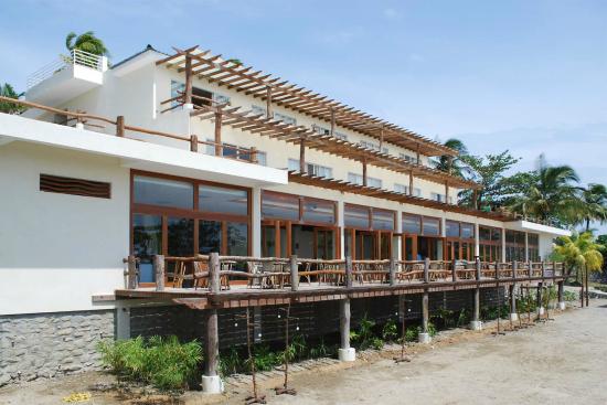 almont-beach-resort